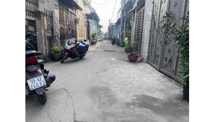 HẺM XE TẢI 6m, NHÀ MỚI ĐẸP RẺ GIÁ CHỈ 2.15 TỶ, TRỊNH THỊ MIẾNG HÓC MÔN